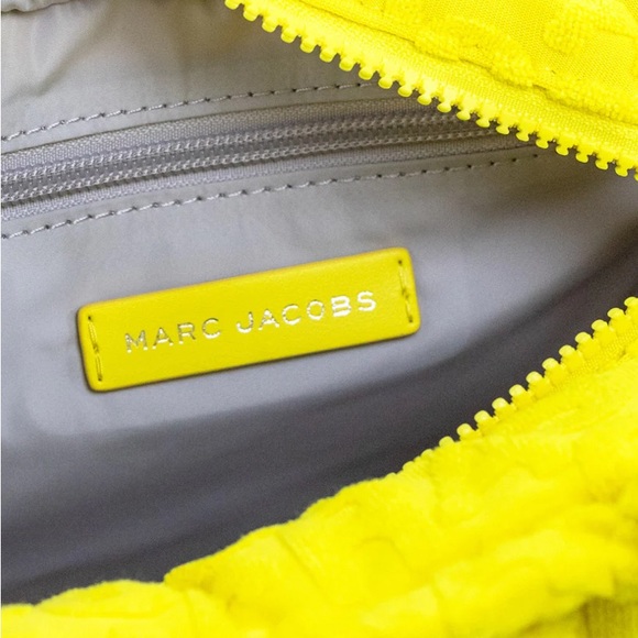 NWT Marc Jacobs small tote bag - Golden Kiwi - plush- 🎇🌠 - Picture 5 of 6